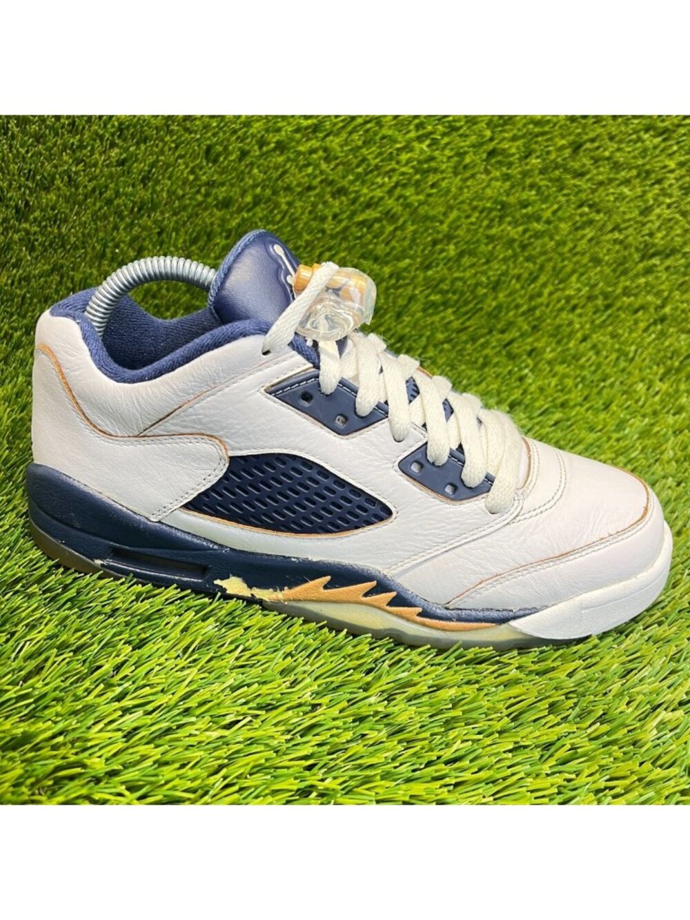 Nike Air Jordan 5 Retro Boys Size 6.5Y White Blue Athletic Running Shoes Sneaker
